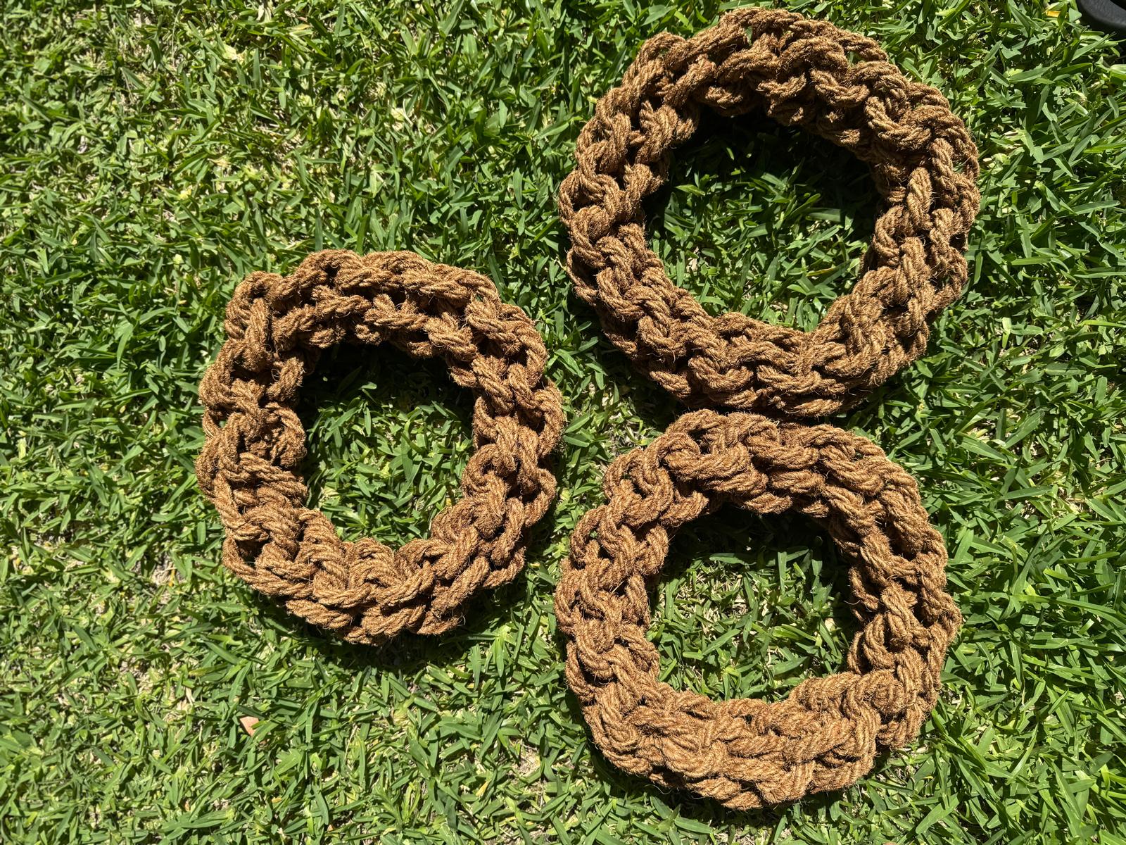 Engineered for power chewers, these braided scrub rings deliver exceptional durability without excess weight. Hand-braided coir construction creates a dense, textured surface that withstands aggressive chewing while remaining light enough for extended play sessions. The robust design makes them an ideal choice for dogs that demand a challenging, long-lasting toy. Perfect for interactive play or independent enrichment.
